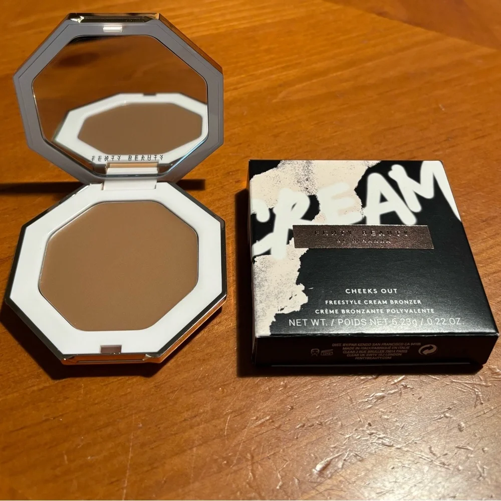 Fenty Beauty Cheeks Out Freestyle Cream Bronzer